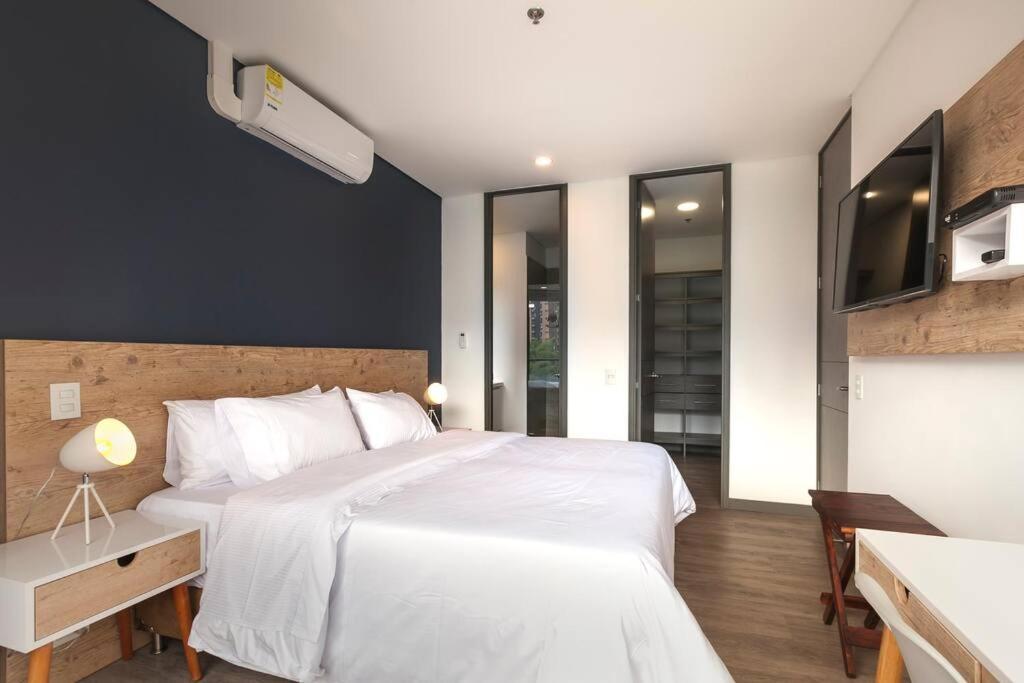 Amazing Brand New In The Best City, Apartment